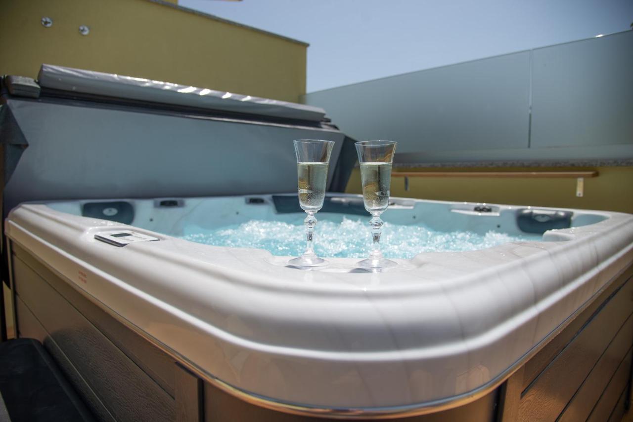 Holiday House Tos-Vila With Heated Pool Vrbnik  Dış mekan fotoğraf